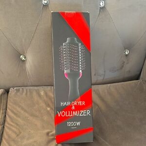 Volumizer Hair Dryer - Black and Red